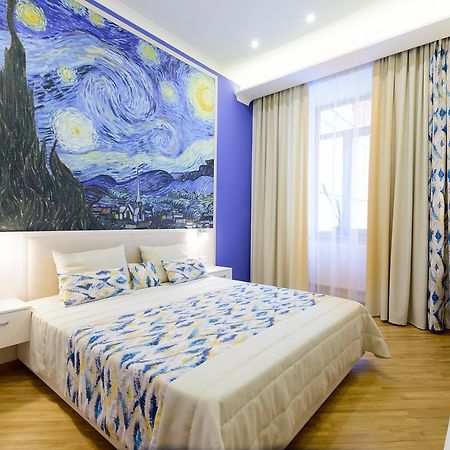 Vip Апартаменти Ван Гог На Площі Ринок Lviv Eksteriør bilde